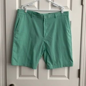 Walter Hagen Golf Shorts - size 40